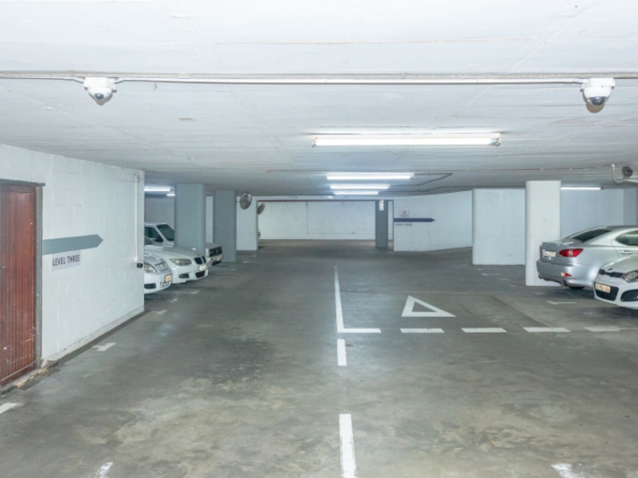 To Let commercial Property for Rent in De Waterkant Western Cape